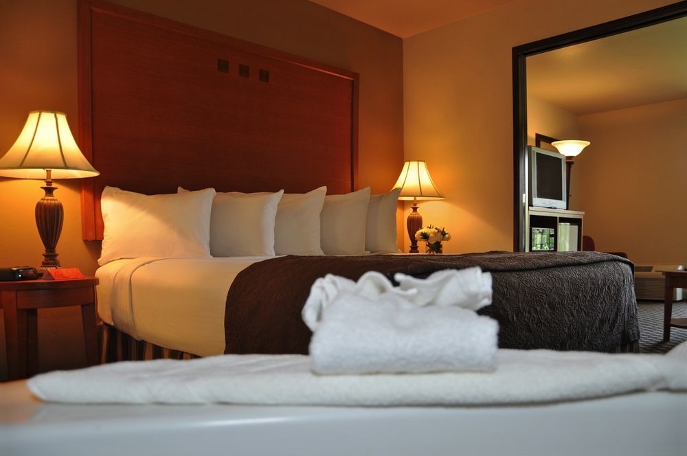 Oxford Suites Yakima Extérieur photo