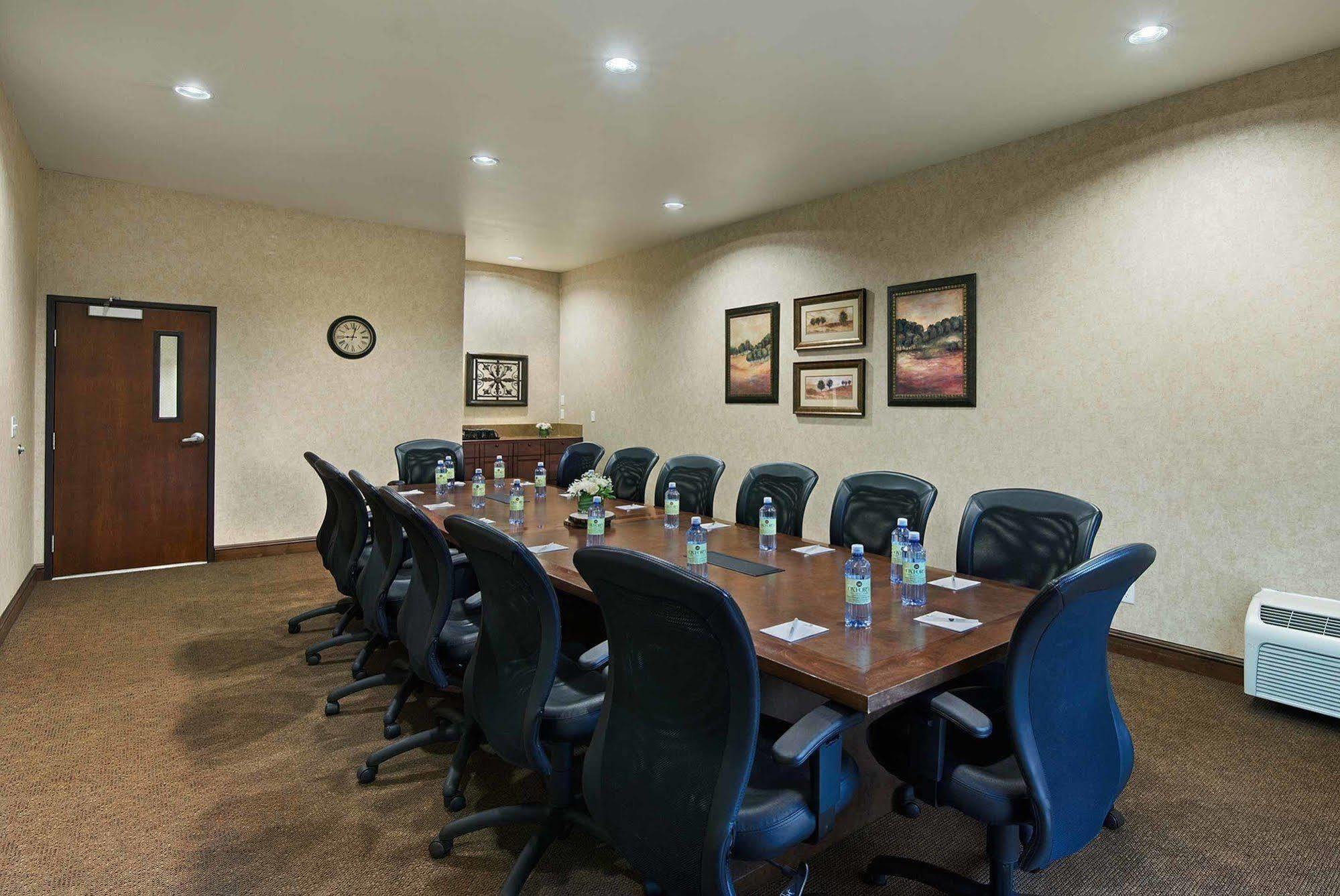 Oxford Suites Yakima Extérieur photo